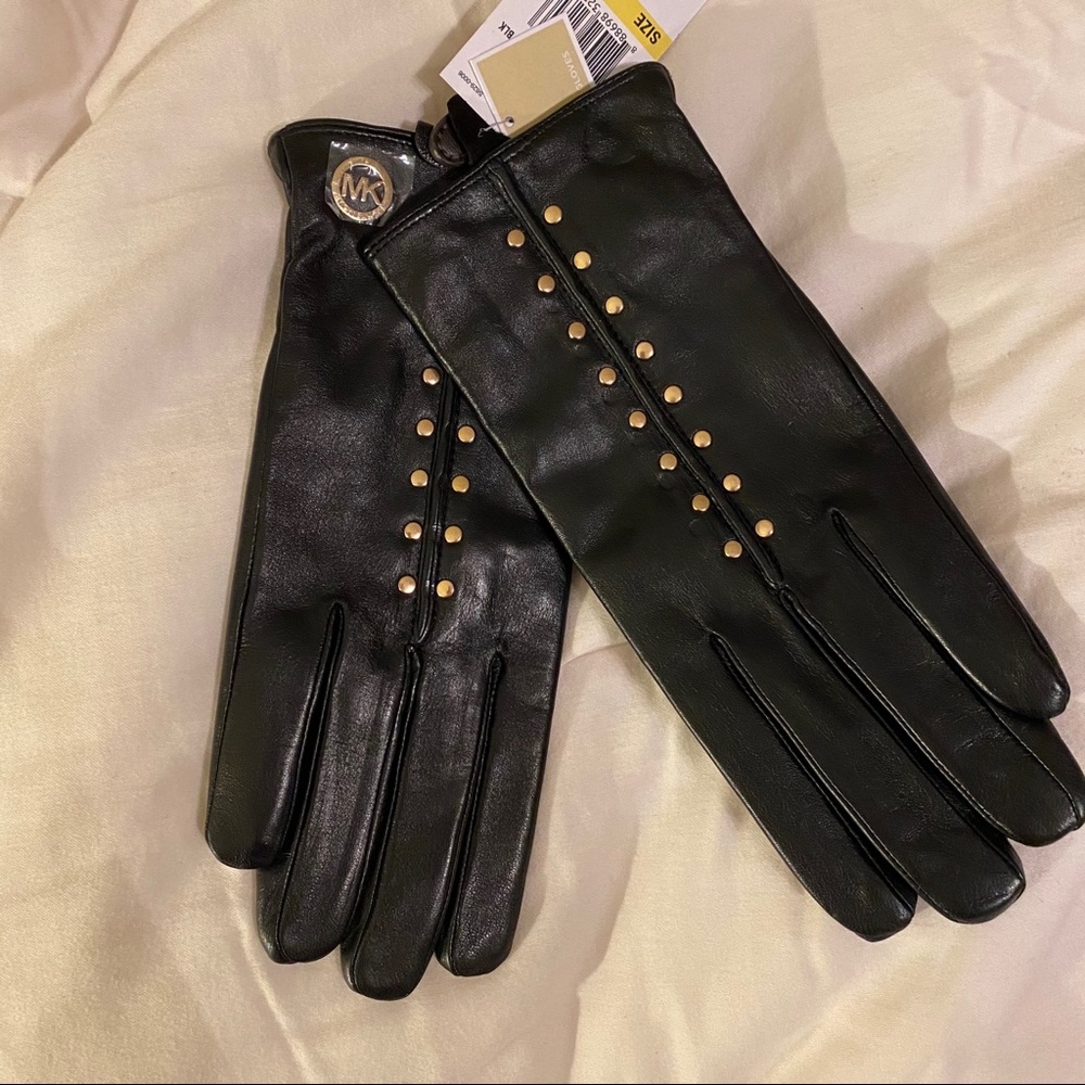 NWT Michael Kors Leather Tech Gloves • Black • Med